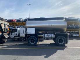 1989 Freighter 2 Axle Dog Hot Bitumen Tanker - picture2' - Click to enlarge