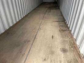 Blue 40' Shipping Container - fitted with fluro lights - picture2' - Click to enlarge