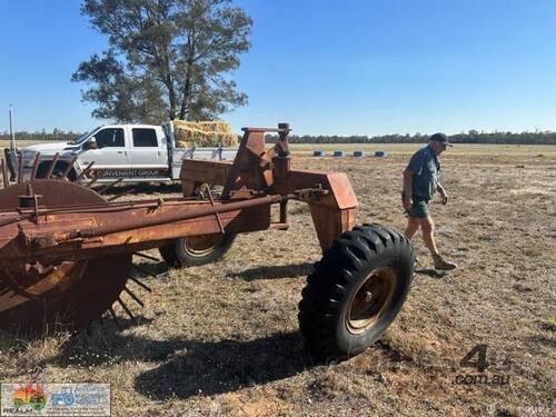 caption (1701) PEDERICK BIG 8 - Wheel stick rake (Goondiwindi, QLD)