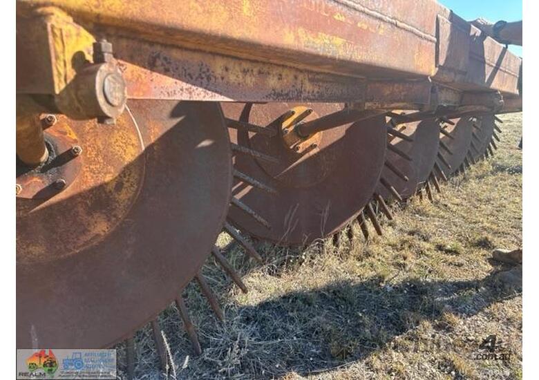caption (1701) PEDERICK BIG 8 - Wheel stick rake (Goondiwindi, QLD)