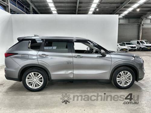 2022 Mitsubishi Outlander ZM MY22.5 ES Wagon 5dr CVT 8sp AWD 605kg 2.5i