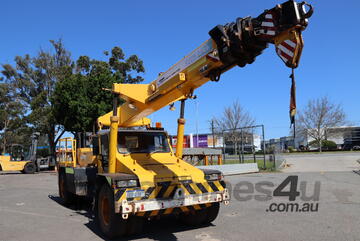 Franna 2000   AT-20 20T CRANE