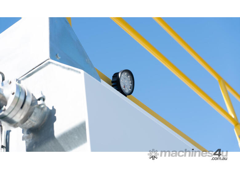 caption Western Star 4700 Water truck Truck