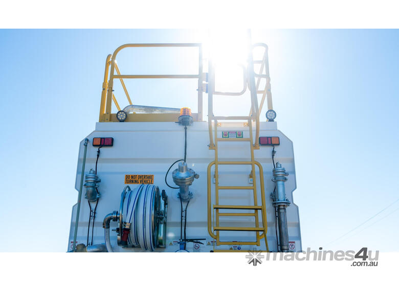 caption Western Star 4700 Water truck Truck