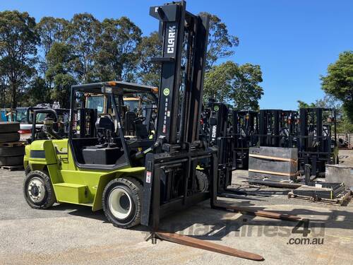 Clark C60L # 6 Tonne Gas Forklift # 6000kg Load Capacity # 5000mm Lift Height # 1524mm Fork Tynes