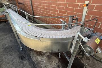 4m Stainless plastic link belt motorized conveyor 90deg bend 90rpm SEW gearbox