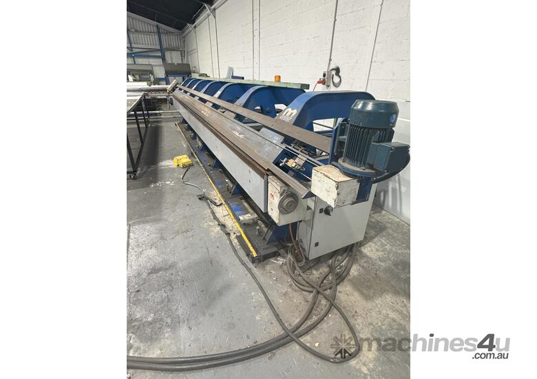 caption Machine Makers 6.5m Slitter Folder