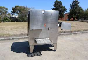 Commercial Meat Mincer Grinder - Wolfking C200 Unigrind