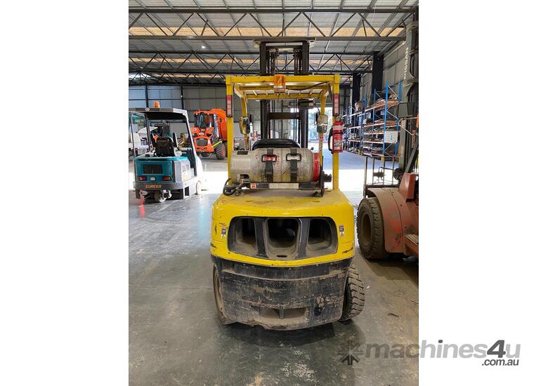 caption 2010 Hyster H3.5