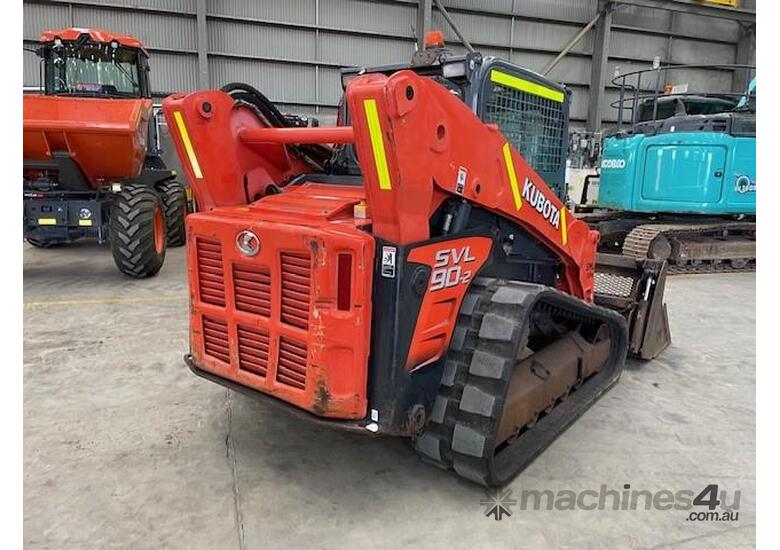 caption 2016 Kubota Svl90-2