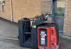 End Rider Electric Elevated Work forklift platform