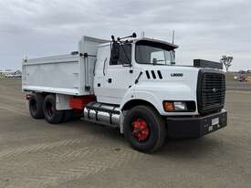 1996 FORD LOUISVILL L9000 TIPPER TRUCK - picture0' - Click to enlarge