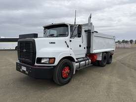 1996 FORD LOUISVILL L9000 TIPPER TRUCK - picture1' - Click to enlarge
