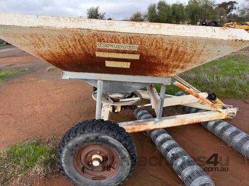 caption Crump Kurrajong Spreader