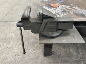 Steel Frame Workbench Includes Scrap Metal And Vice - picture0' - Click to enlarge
