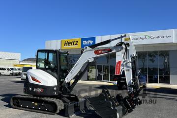 Bobcat E55z Excavator with Tilt Hitch