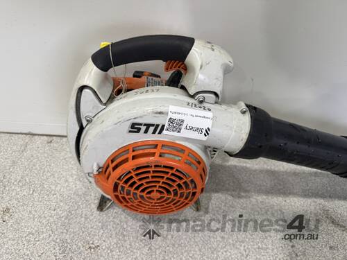 caption Stihl BG86 Blower