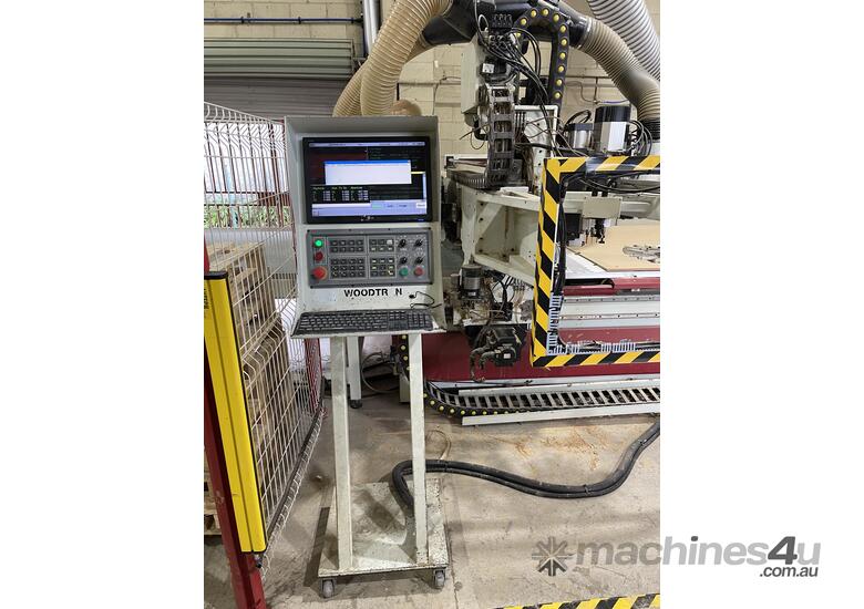 2011 WOODTRON Woodworking CNC - Load/Unload Machine