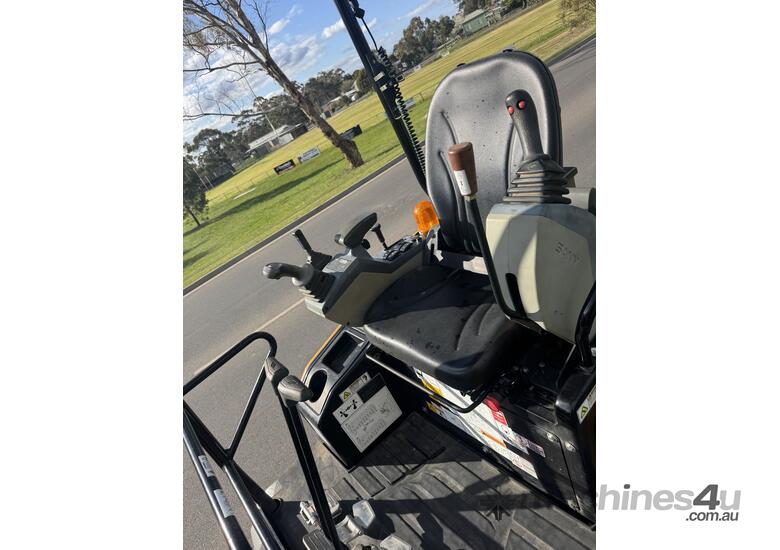 USED - 2023 SANY SY16C (incl. Trailer, bucket and auger)