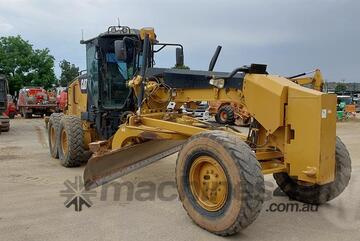 Caterpillar   12M Caterpillar   12M