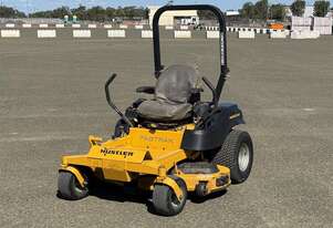 2018 HUSTLER FASTRAK ZERO TURN LAWN MOWER