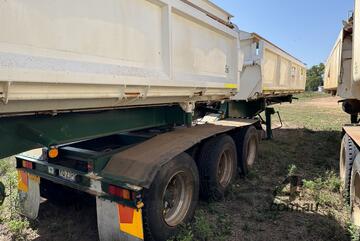 2004/2003 Tristar Side Tipper Tri-Axle B Double Set