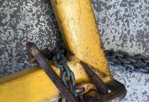 East wing engineeringForklift spreader bar