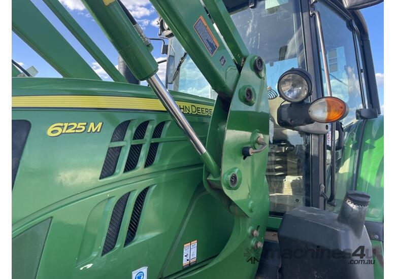2014 John Deere 6125M Utility Tractors