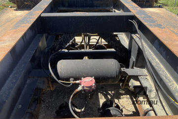 1987 Fruehauf F2-00ST-16.5 Tandem Axle Skel Trailer