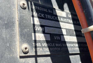 2005 Mack CX Vision Tipper Body