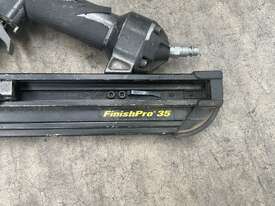 SENCO FinishPro 35 Pneumatic Air Pressure Fastener Gun - picture2' - Click to enlarge