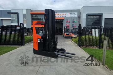 Toyota BT Forklift 2.5T Reach Truck with Reach Tyne's (Unit#: AU452)