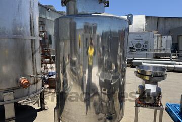 Tank SS 1.1m dia x 1.4m high OA 2.4m high cone bottom 1,300 Ltrs