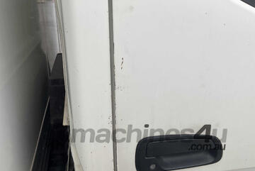 Hino 2012   300 616 Pantech