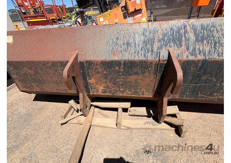 Telehandler Bucket (Kalgoorlie)