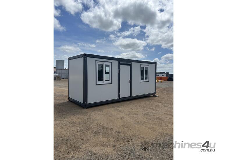 6m Accommodation/Office Block