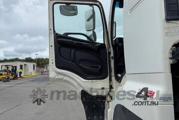 Hino 2014   FS 700 2844 Tipper