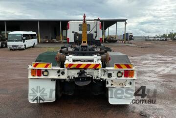 2007 Scania P310 Hook Bin Truck