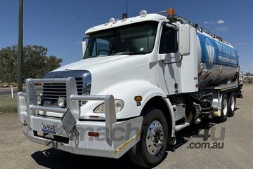 2007 FREIGHTLINER COLUMBIA CL112 RIGID TANKER