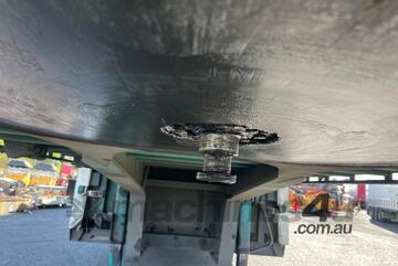 2011 Vawdrey VB S3 Tri Axle Double Drop Curtainsider A Trailer