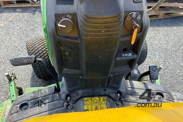 John Deere 1025R Ride On Mower