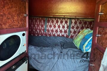 2004 Western Star 6900 FX Constellation Prime Mover Sleeper Cab