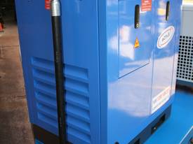 7.5hp 5.5kW Screw Air Compressor Package - picture0' - Click to enlarge