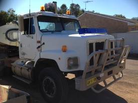 1990 International S-Line Water Tanker Combo - picture2' - Click to enlarge