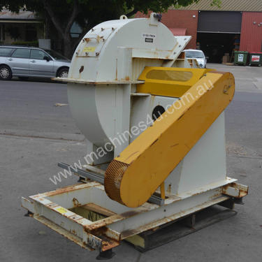 Large material handling dust extraction ventilatio