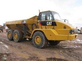 2005 Caterpillar 725 - picture0' - Click to enlarge
