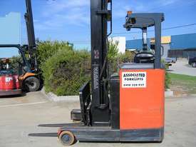 TOYOTA Reach Truck  6.5 mtr lift **LOW HOURS**  - picture0' - Click to enlarge