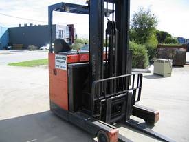 TOYOTA Reach Truck  6.5 mtr lift **LOW HOURS**  - picture2' - Click to enlarge
