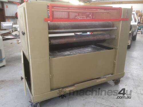TIGER GLUE SPREADER USED 