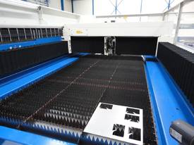 Trumpf Trumatic L3030 4kW (2006) - picture0' - Click to enlarge